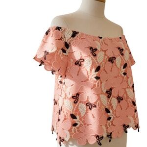#A005   BB Dakota Pink Floral Lace Embroidered Blouse  Size M Pre-Owned